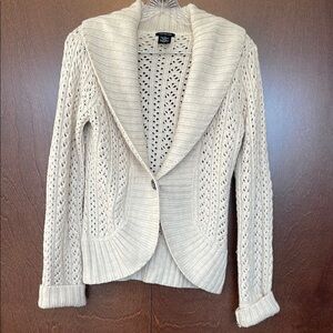 Women's Sweater with Shawl Collar